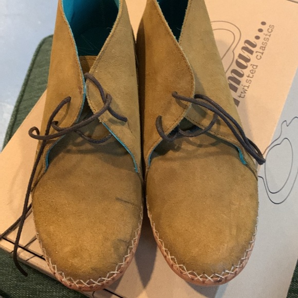 PSKaufman handmade, all leather, totally unique moccasin style booties. - Picture 3 of 5